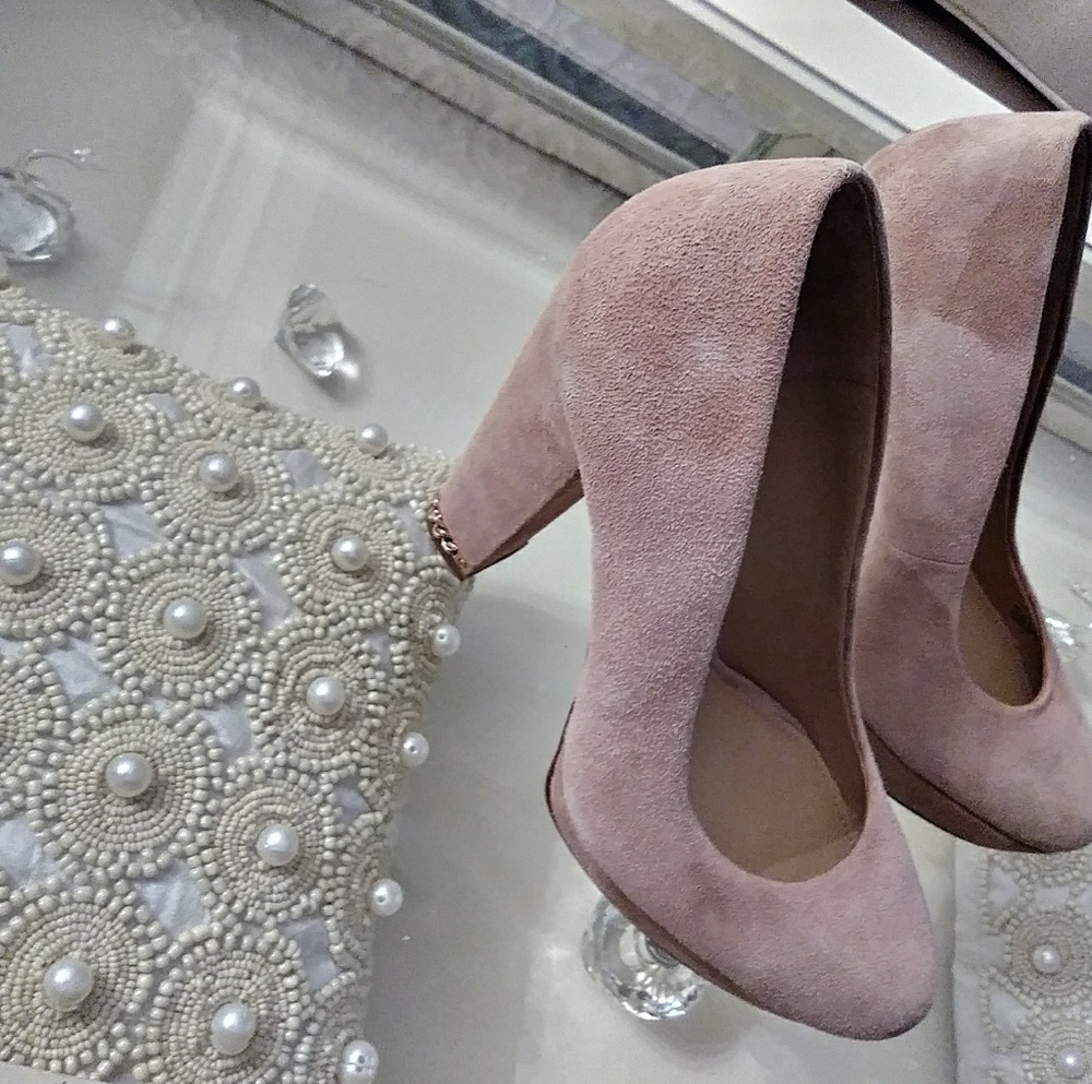 🎈SOLD🎈 Michael Kors Pumps